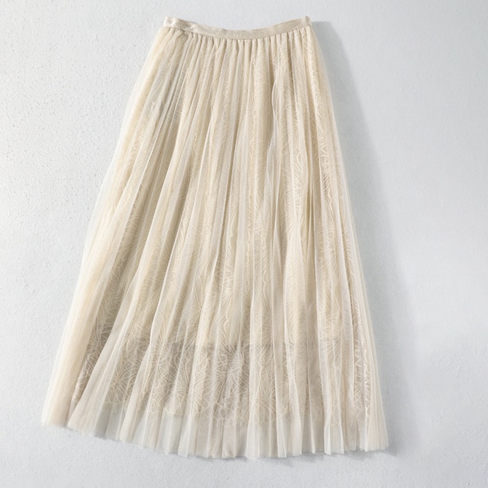 Layered lace skirt XS